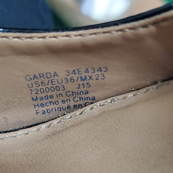 CALVIN KLEIN 'Garda' Peep Toe Platform Pumps - Picture 11 of 11